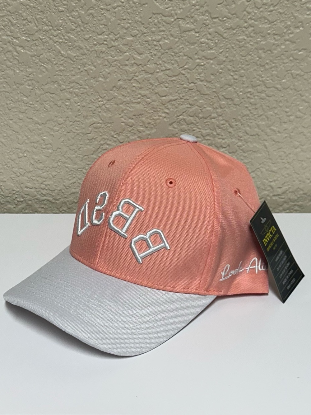 NWT Invicta BBSD SnapBack Hat Peach Pink & White NEW